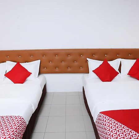 Oyo 89672 Eg Hotel Jj Johor Bahru Eksteriør billede