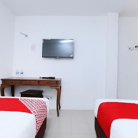 Oyo 89672 Eg Hotel Jj Johor Bahru Eksteriør billede