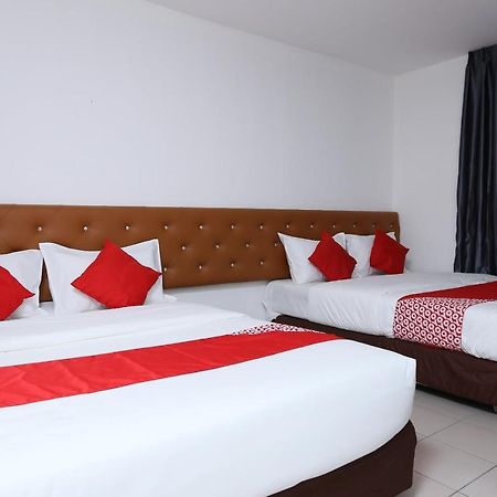 Oyo 89672 Eg Hotel Jj Johor Bahru Eksteriør billede