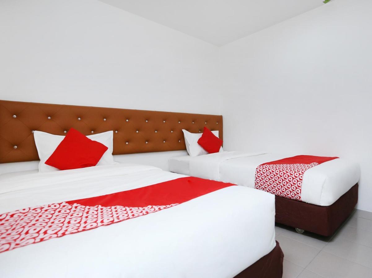 Oyo 89672 Eg Hotel Jj Johor Bahru Eksteriør billede