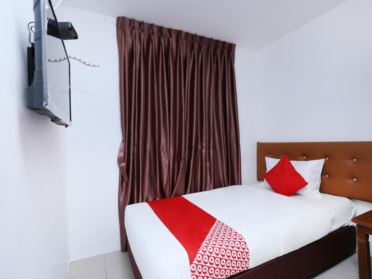 Oyo 89672 Eg Hotel Jj Johor Bahru Eksteriør billede