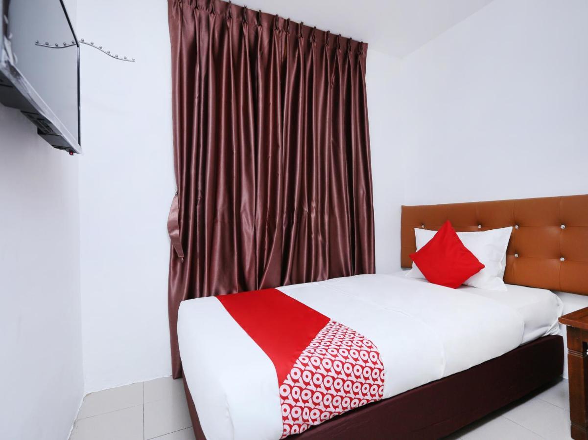 Oyo 89672 Eg Hotel Jj Johor Bahru Eksteriør billede