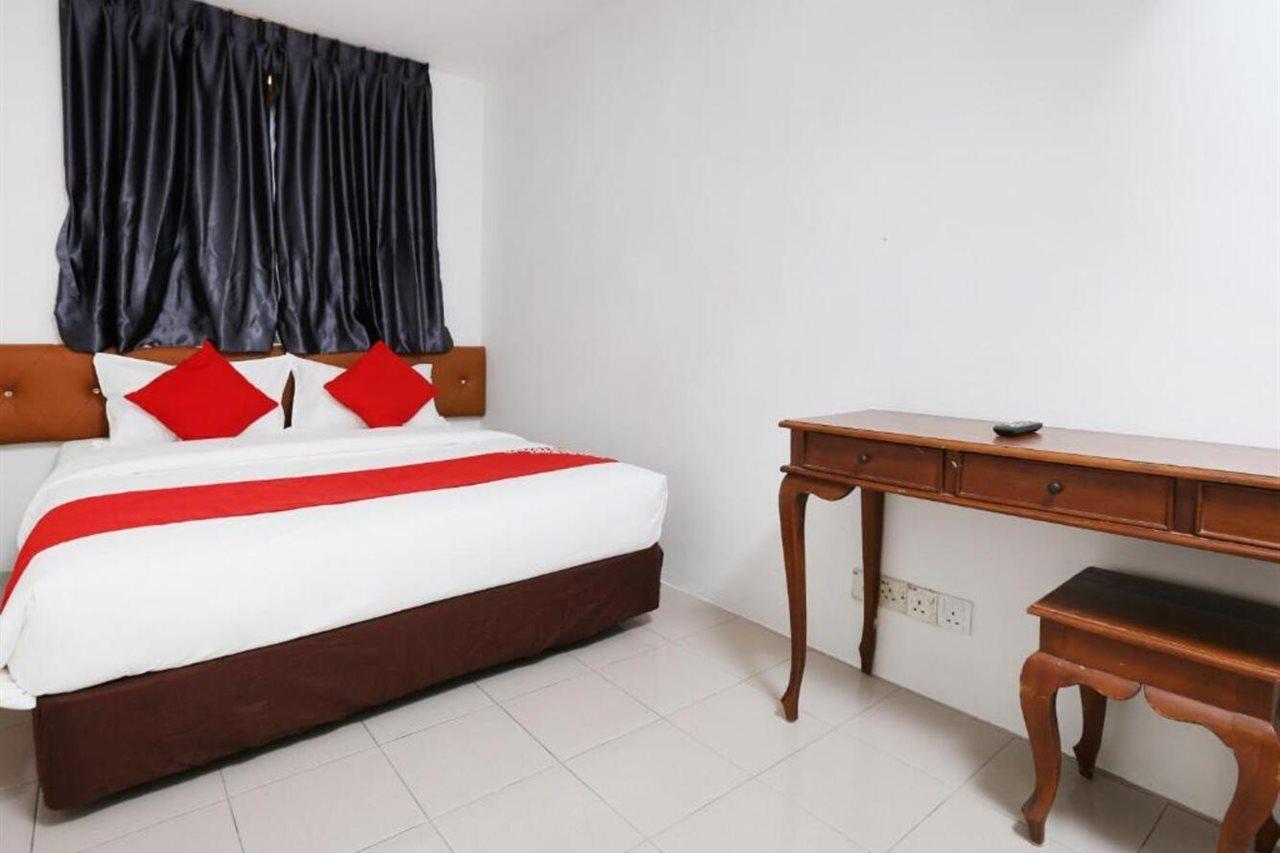 Oyo 89672 Eg Hotel Jj Johor Bahru Eksteriør billede